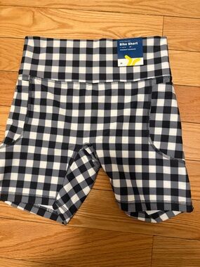 Old Navy Black and White Gingham Athletic Bike Shorts